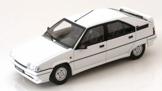 1:18 Citroen BX GTI 1990 white - Triple9