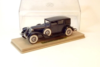 1:43 1929 Cord L29, bazar - Solido