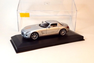 1:43 Mercedes SLS AMG, bazar