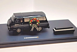 1:43 Škoda 1203 Pohřební ústav Praha 1, ruční práce 