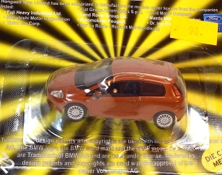 1:72 Fiat Punto, bazar - Abrex/Cararama