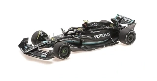 1:18 Mercedes - AMG PETRONAS F1 W14 E Performance G.Russel 2023 - Minichamps