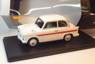 1:24 Trabant P50, bazar - Hot Wheels