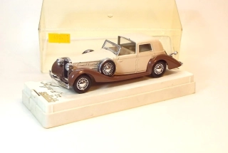 1:43 Delage Coupe, bazar - Solido