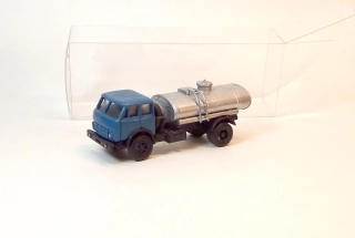 1:87 Kamaz - cisterna, bazar