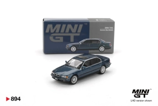 1:64 BMW 750IL Sorrento Blue Metallic - Mini GT