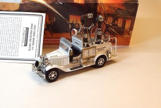 YYM37634 1932 Ford Model AA High Pressure Truck, bazar - Matchbox Yesteryear