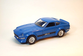 1:24 Datsun 240Z/280Z, bazar - Bburago