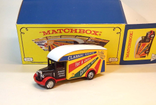 Y-31 1931 Morris Courier Van, bazar - Matchbox Yesteryear