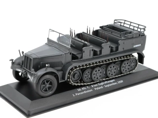 1:43 Sd. Kfz. 7 8ton Zugkraftwagen 1.Panzerdivision 1939 - DeAgostini