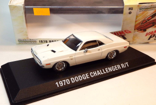 1:43 1970 Dodge Challenger R/T, bazar - Greenlight
