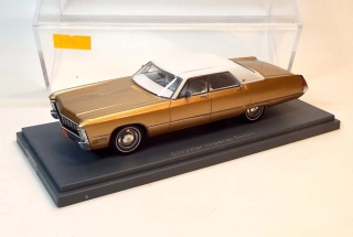 1:43 1969 Chrysler Imperial Sedan, bazar - Neo