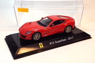 1:43 2017 Ferrari 812 Superfast, bazar