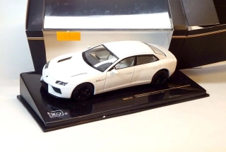 1:43 Lamborghini Estoque, bazar - ixo