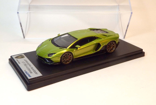 1:43 Lamborghini Aventador Ultimate, bazar - LookSmart