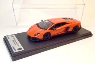 1:43 Lamborghini Aventador LP720-4, bazar - Look Smart