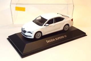 1:43 Škoda Superb III, bazar - DeAgostini