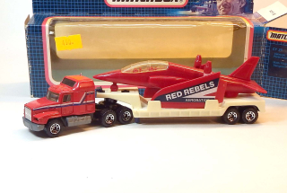 CY-9 Tahač MACK + návěs + letadlo, bazar - Matchbox Convoy