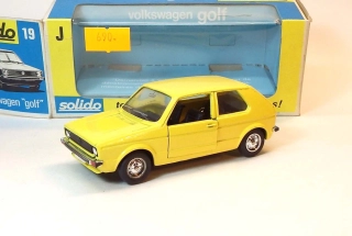 1:43 VW Golf, bazar - Solido