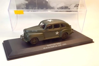 1:43 Ford Fordor Sedan, bazar - DeAgostini