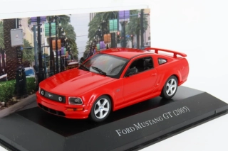 1:43 Ford Mustang GT 2005 - DeAgostini
