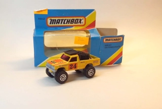 MB-63 4x4 Pick-Up, bazar - Matchbox