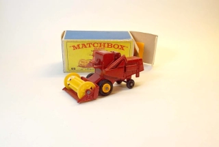 MB-65 Claas Combine Harvester, bazar - Matchbox