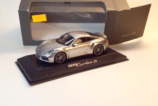 1:43 Porsche 911Turbo S, bazar - Minichamps