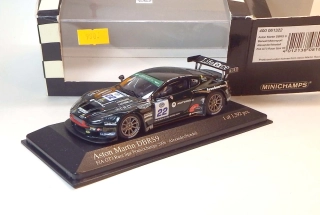1:43 Aston Martin DBRS9, bazar - Minichamps