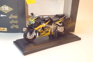 1:18 Suzuki GSX R 600, bazar - Maisto