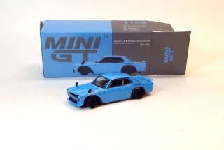 1:64 Nissan LB, bazar - MiniGT