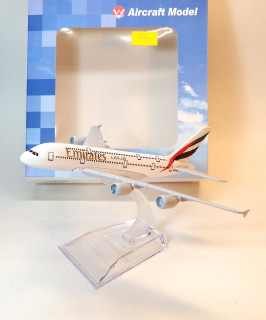 Airbus A380 Emirates, bazar - W Model