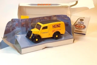 DY-4 1950 Ford E83W 10CWT Van, bazar- Dinky