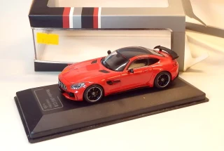 1:43 Aston Martin DBS , bazar - DeAgostini