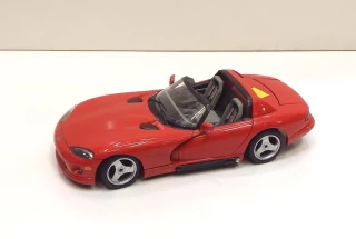 1:18 Dodge Viper RT10, bazar, poškozený - Bburago
