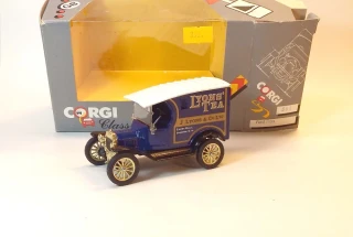 Ford T Van, bazar - Corgi