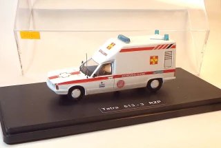 1:43 Tatra 613-3 RZP, ruční práce - MACmodel