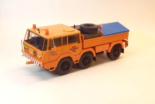 1:43 Tatra 813 6x6 "ČSAD", ruční práce