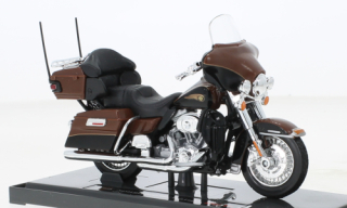 1:18 Harley Davidson FLHTK Electra Glide Ultra Limited, hnědý, 2013 - Maisto