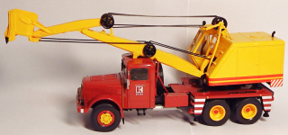 1:43 Tatra 111 DS Autojeřáb Konstruktiva Praha