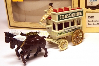 1:72 Horse Drawn omnibus Stone¨s Ginger Wine - Lledo