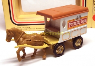 1:72 Horse Drawn Pepperidge Farm, krabička nic moc - Lledo