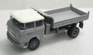 1:43 Škoda 706 RTS 1  sklápěč 1961  - nevhodné pro posílání  - stavba na objednávku - MACmodel