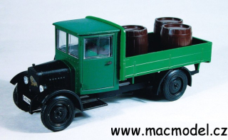 1:24 Praga AN valník se sudy - stavebnice - MAC.distribution