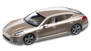 1:43 Porsche Panamera Turbo S Executive 2013 zlatá metalíza - dealerská edice - Minichamps