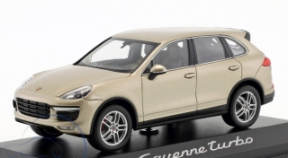 1:43 Porsche Cayenne Turbo 2014 béžový - dealerská edice - Minichamps